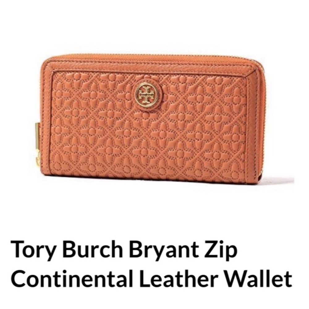 Tory Burch
Bryant Zip Continental Wallet